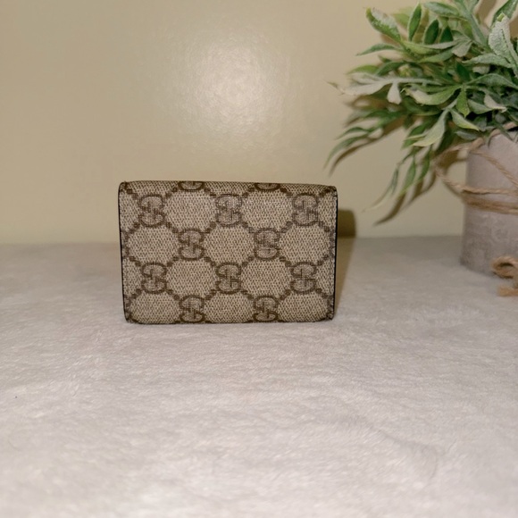 GUCCI GG Logo PVC 6 Ring Key Holder - Picture 3 of 11